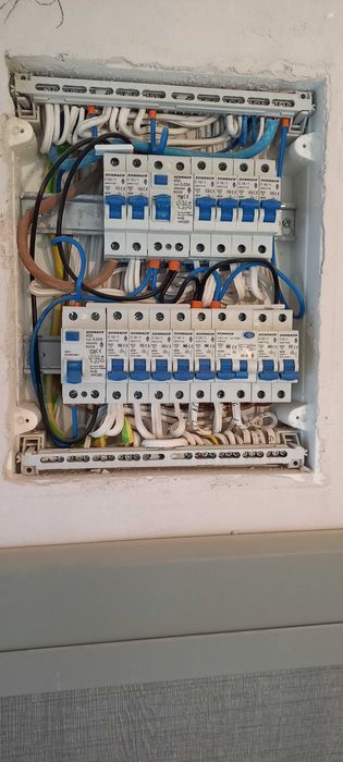 Ремонт бойлери Варна , ел. услуги , електротехник, електроуслуги 7/24