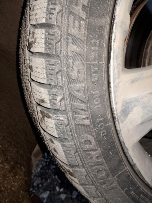 Продавам гуми 225/45 r19