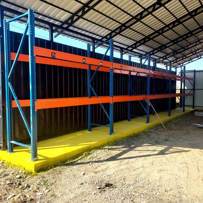 Rafturi metalice raglabile
