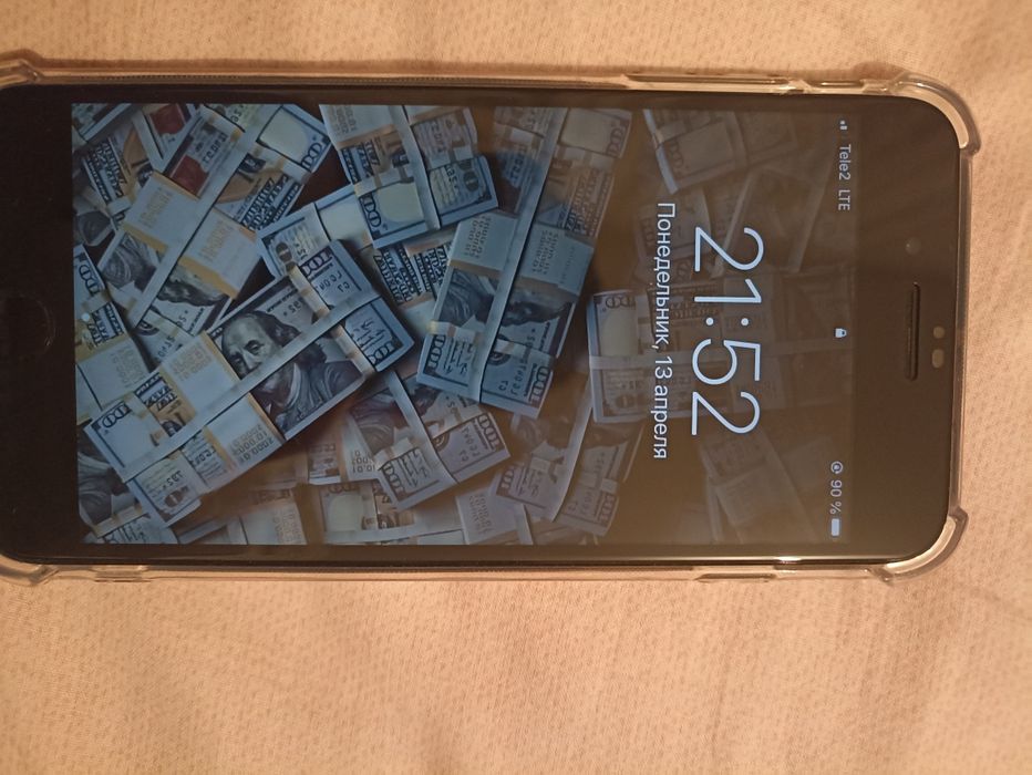 Iphone 7+ 128гб обмен либо продаю