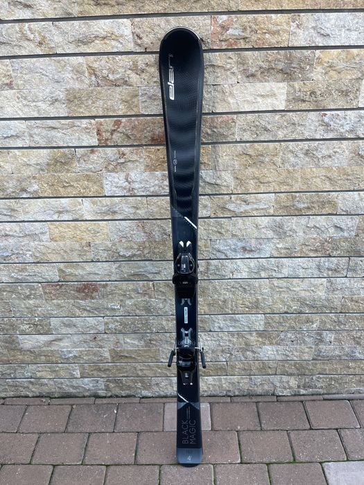 Schiuri Damă Elan Black Magic LS 152 CM