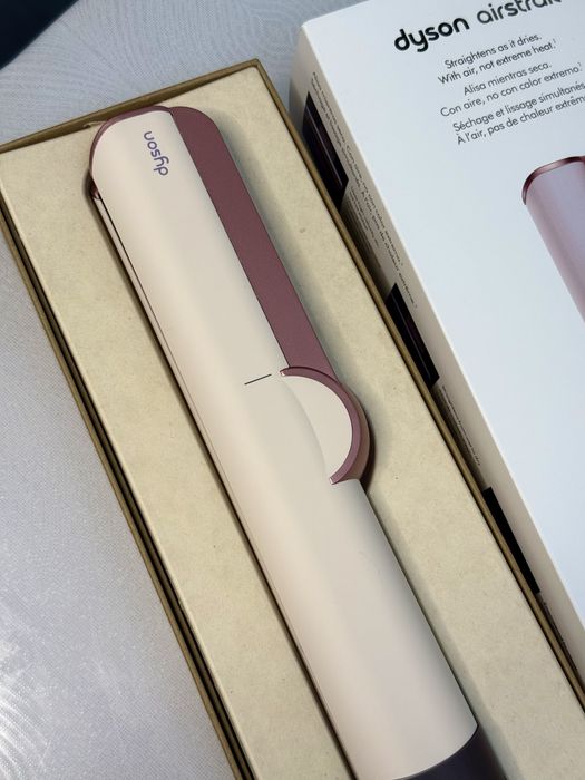 Dyson Airstrait фен+ утюжок (выпрямитель)