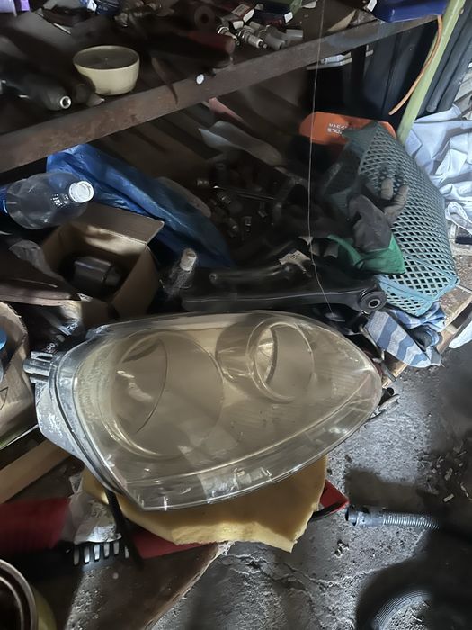 Фара передняя гольф 5