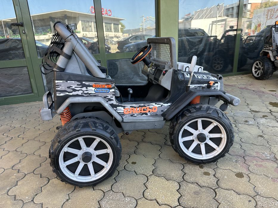 Детски електрически джип Peg Perego