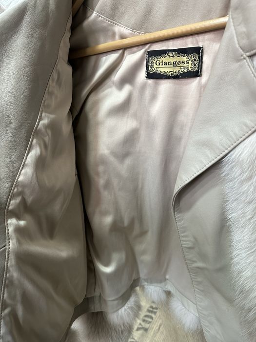 Дамско палто от естествен косъм