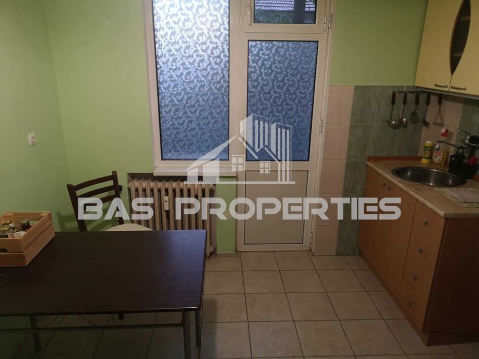 Продава се Тристаен апартамент в София, Редута - 108 кв.м за 3010 €/кв.м - Снимка #2