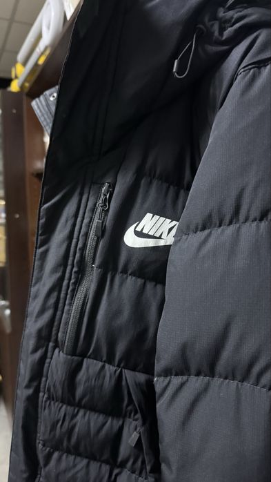 Яке Nike размер S