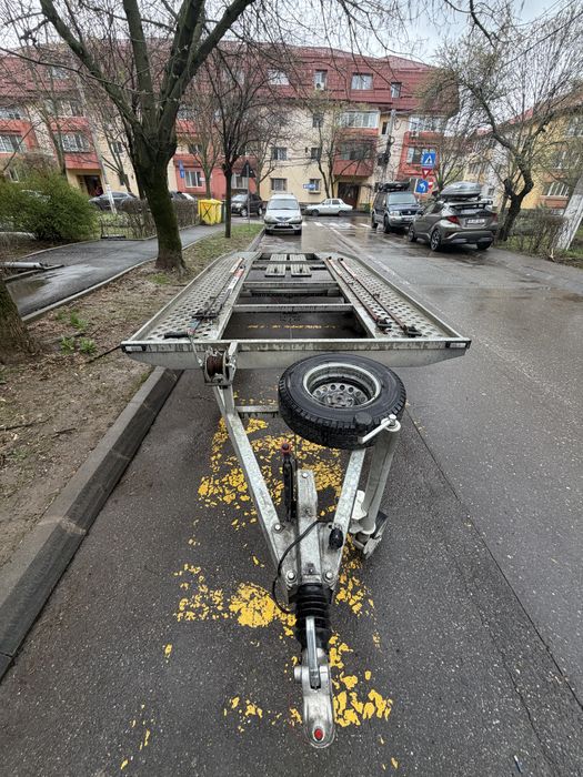 Inchiriez trailer auto 2700 kg 5 m