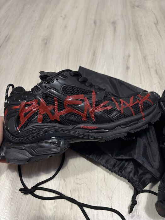 Balenciaga Runner Graffiti red 44