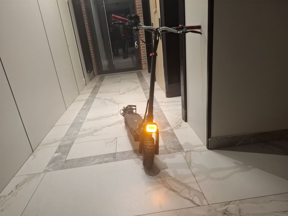 Куго м4 про в хорошем состоянии обмен есть