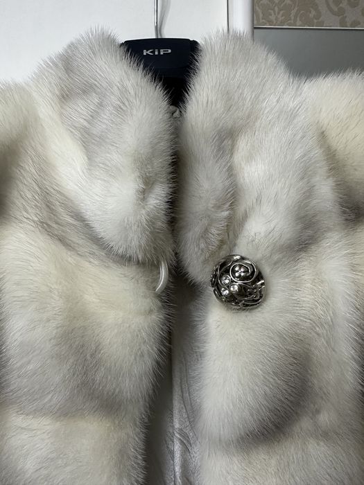 Норковая шуба белая