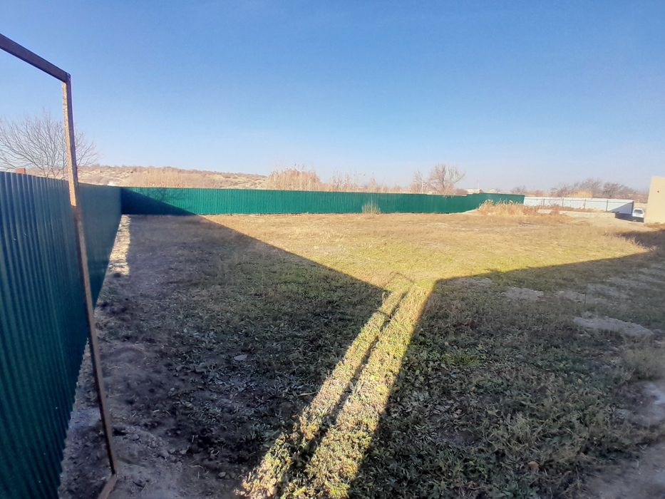 Ховли сотилади 14 соток