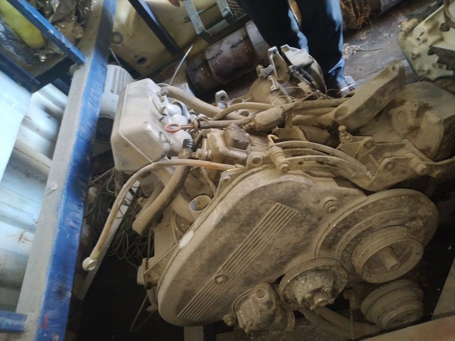 Avto dvigatel zapchat