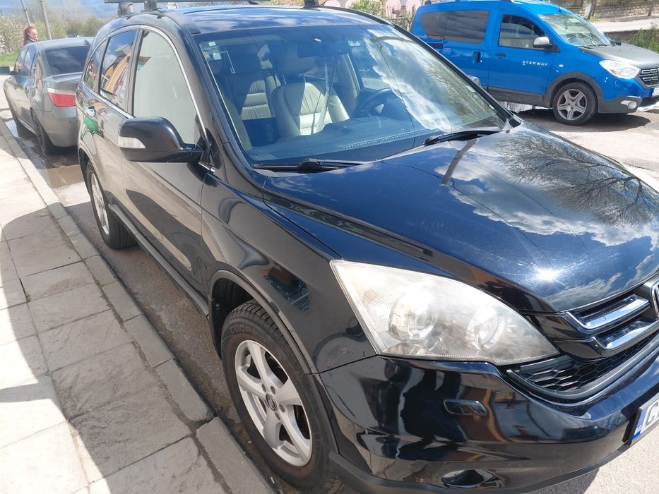Хонда CRV -автомобил