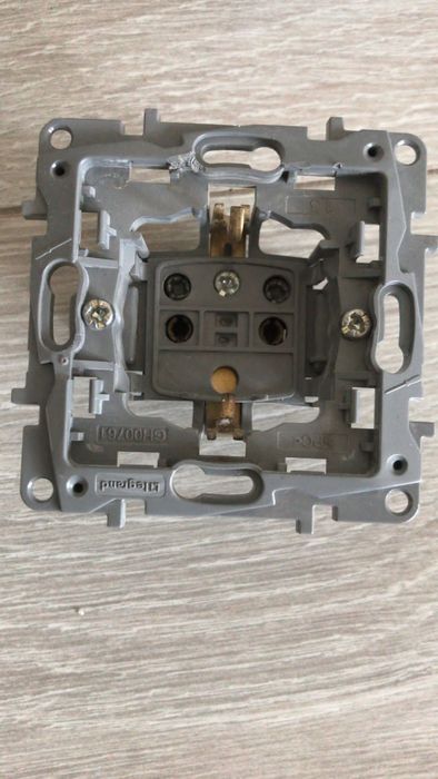 Продам розетки Легранд