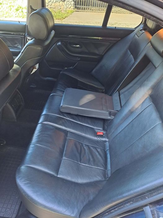 BMW 5 Series 2002 — imagine 5