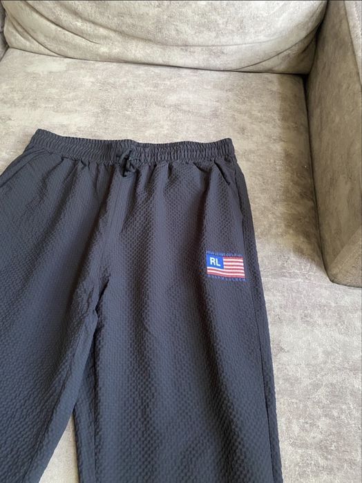 Спортивные брюки