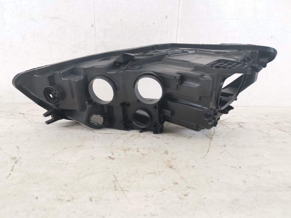 Carcasa Far Dreapta Xenon Audi A6 4G/C7 2010 2011 2012 2013 2014 In St