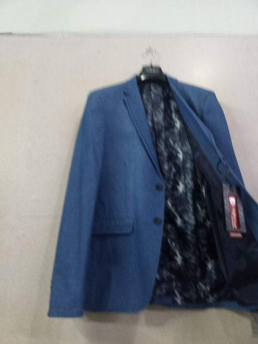 Мужской джинсовых пиджак