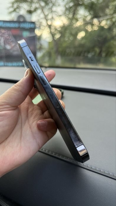 Продам iPhone 13 Pro 256 ГБ