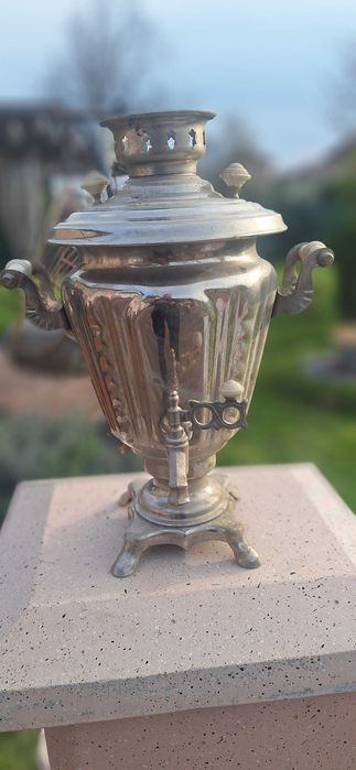 Старинен самовар