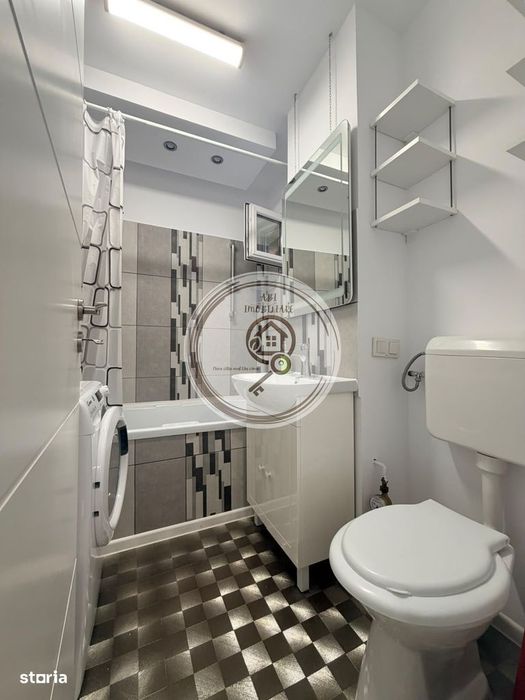Apartament 3 camere– Bd. Gării – Parcare – Se acceptă pisici**