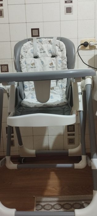 Продам детский столик
