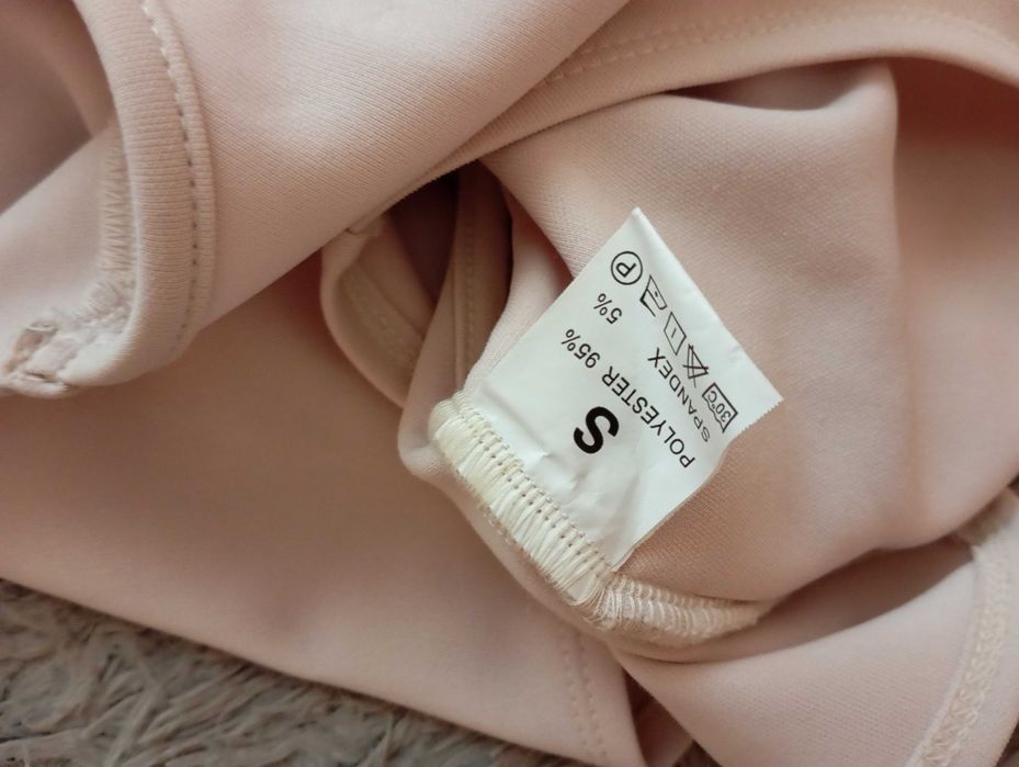 Шикарный неординарный топ