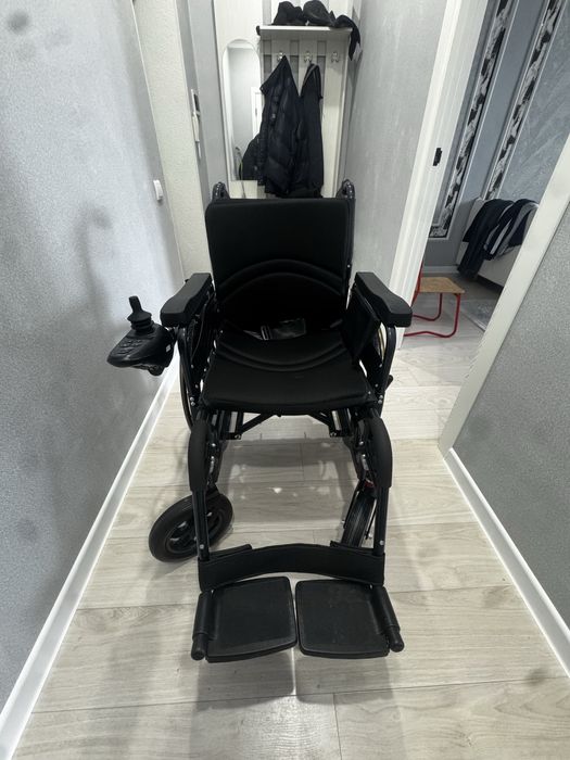 Инвалидная коляска