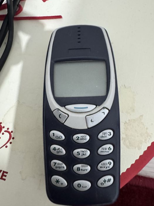 Нокиа 3310 ……………………………….