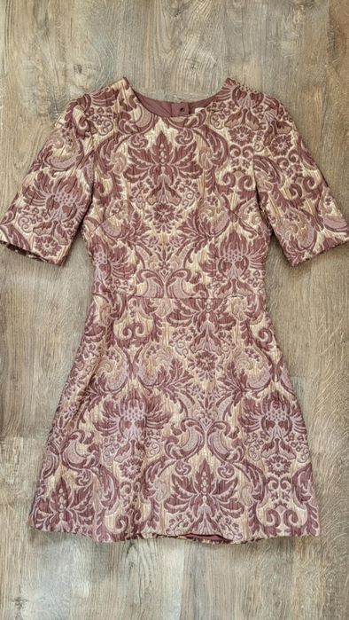 Елегантна рокля за повод