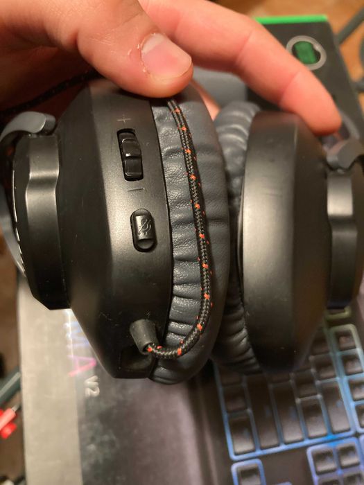 JBL Quantum100 слушалки
