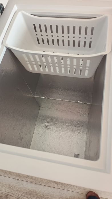 Lada frigorifica preț negociabil!