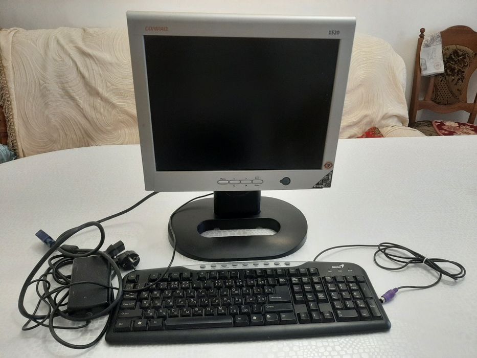 Продам монитор и клавиатуру