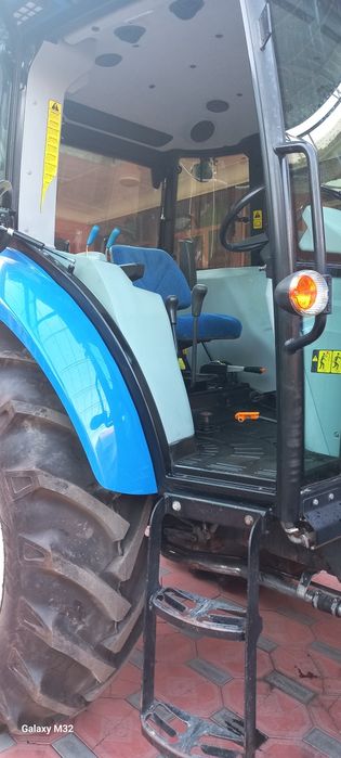 NEW HOLLAND TD5 110 sotiladi