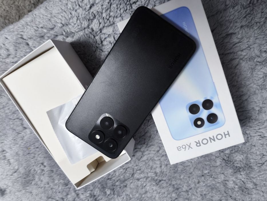 Смартфон Honor x6a