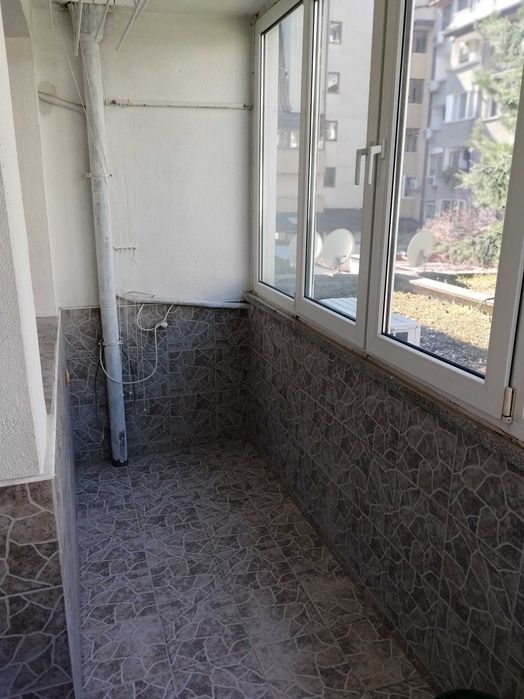 Дава се под наем Двустаен апартамент в Стара Загора, Център - 70 кв.м за 306 € - Снимка #6