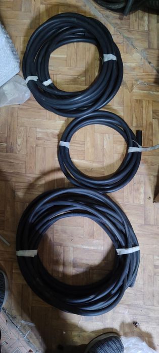 Продам резиновые шланги 12М, 5м, 5м, 3м
