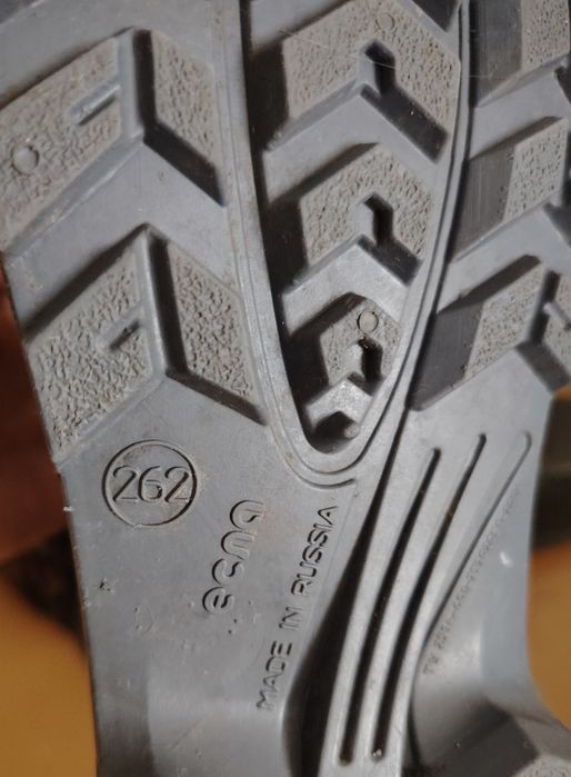 Продам сапоги резиновые