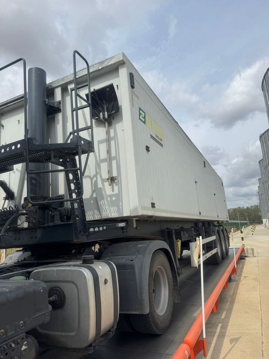 Semiremorcă cereale 55m cubi