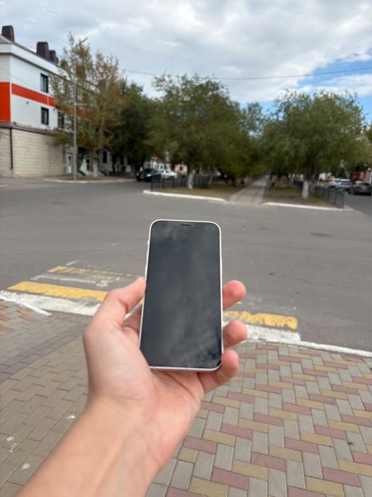 айфон 12 мини 100%