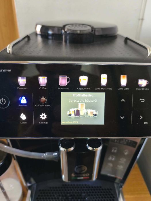 Espressor automat Saeco GranAroma SM6580/10 putin folosit