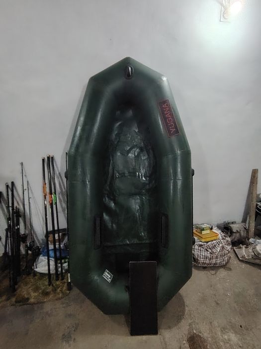 Продам срочно лодку .