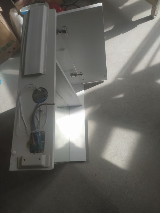 Зеркало для раковины