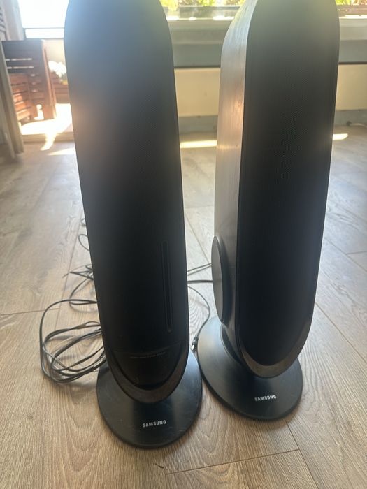 Продавам:Samsung PS-E10-2бр.Оригинални тонколони работещи.