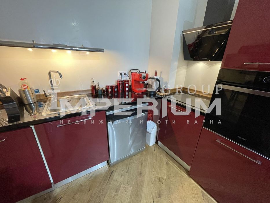 Продава се Тристаен апартамент в Варна, Чайка - 108 кв.м за 3982 €/кв.м - Снимка #1