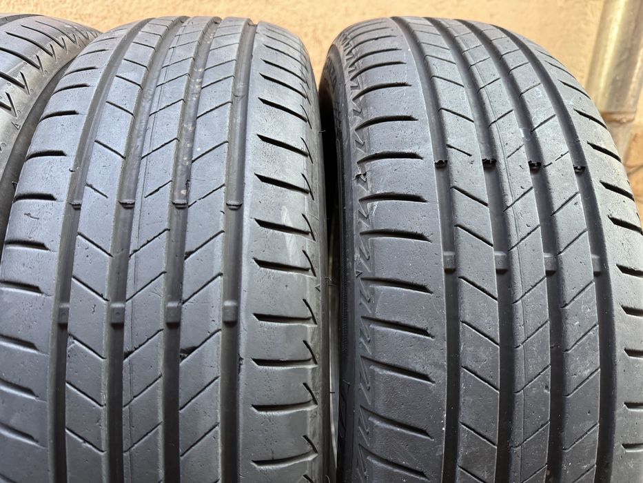 Автомобилни гуми 185 65 15 Bridgestone