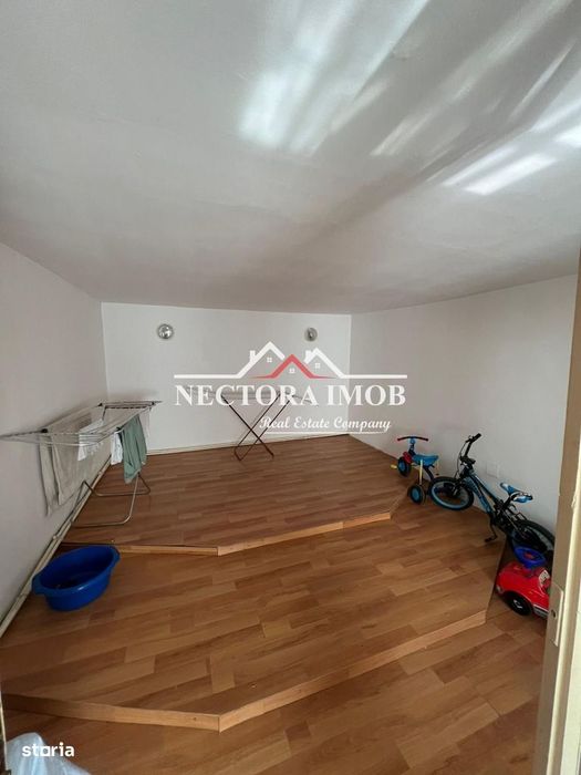 NECTORA IMOB-Casa 5 camere, 2 bai, 2 terase, 180 mp, Episcopia,Utilata