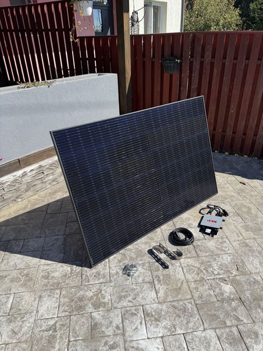 Kit panou solar   Plug and play micro invertor 400w 800w