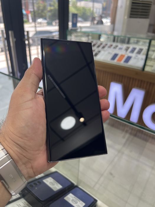 Продается (Nasiya-Вариант-Рассрочка) Galaxy S23 Ultra в отличном сост